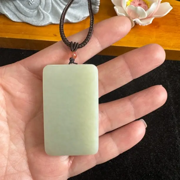 新疆料平安无事牌男女款百搭玉佩