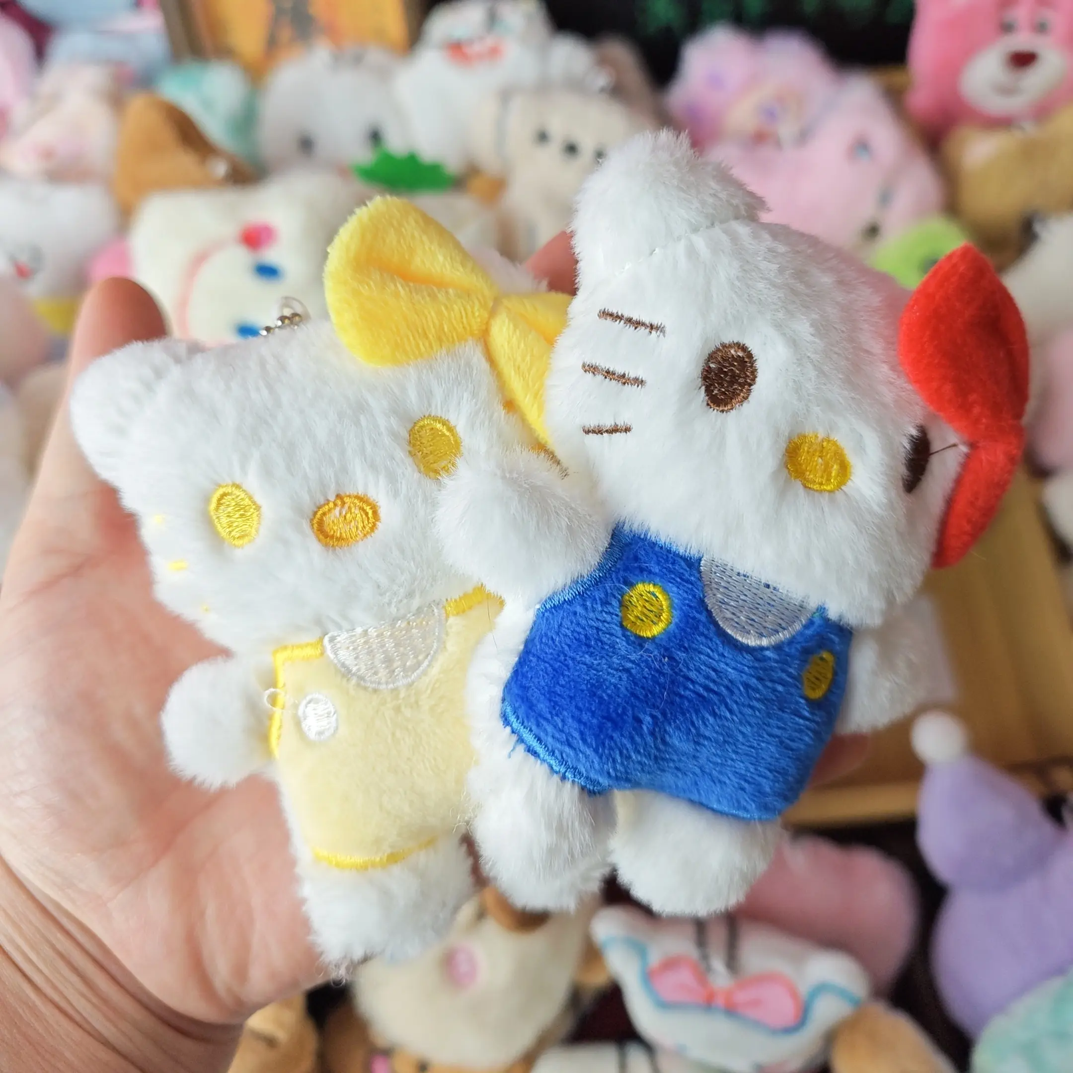 可爱毛绒公仔包包挂饰钥匙扣学生礼物