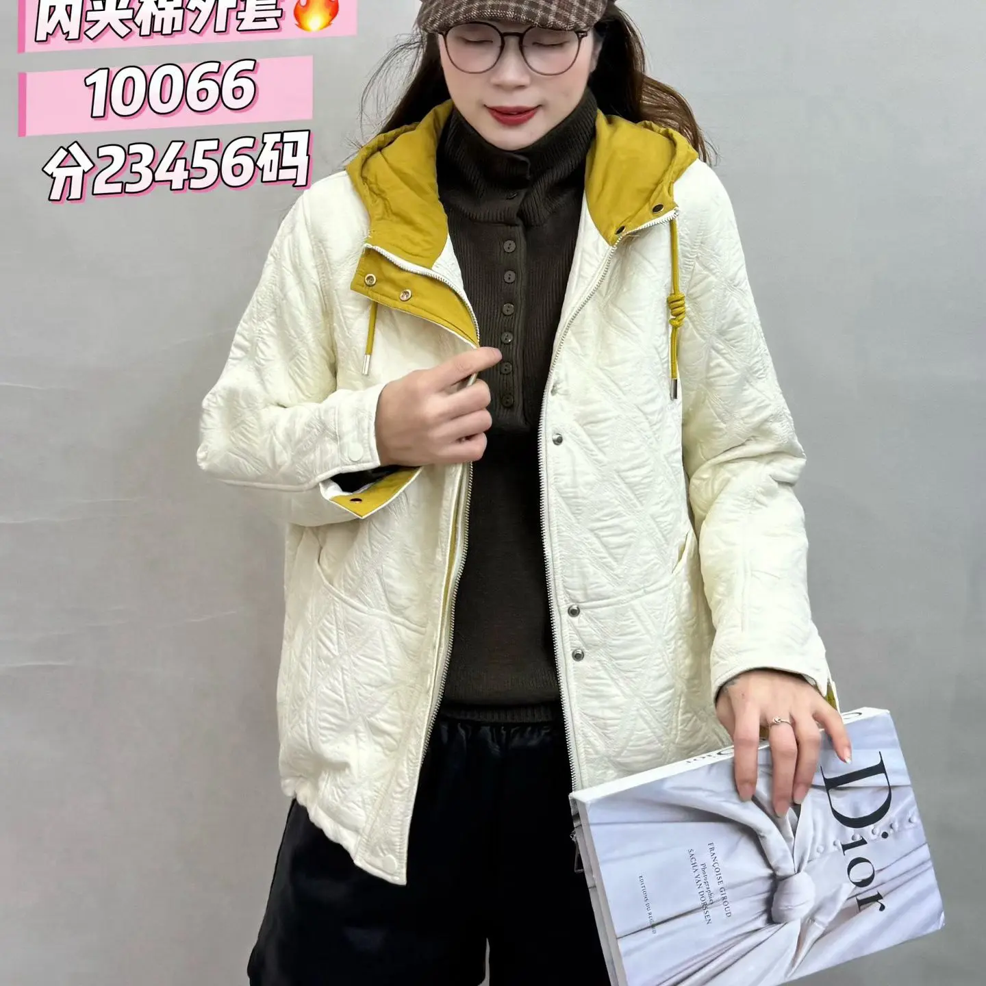 彩衣蝶撞色拼接连帽宽松韩版休闲保暖加厚棉衣外套百搭冬季