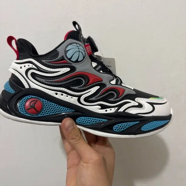 减震秋冬季防水运动鞋休闲鞋儿童潮流