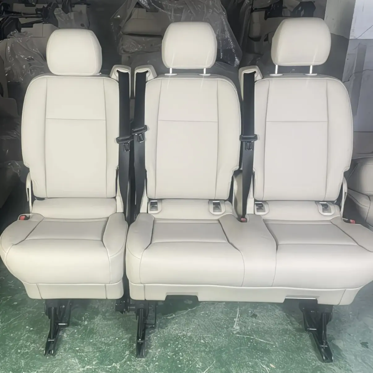 威霆三人座椅改装全顺大通依维柯车型后排座椅滑动安装配件