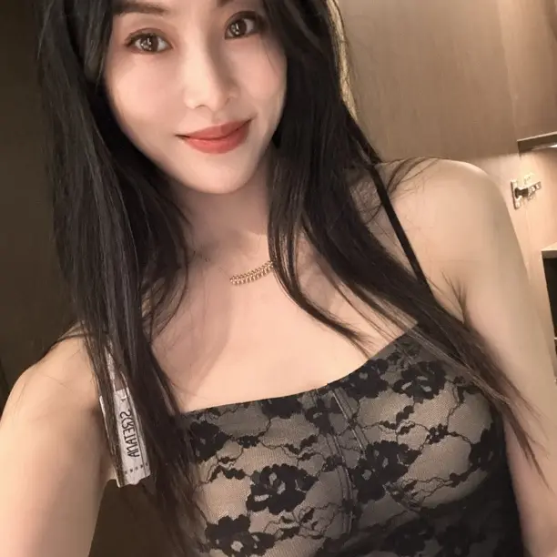 蕾丝聚拢小胸吊带无痕美背内搭可外穿性感