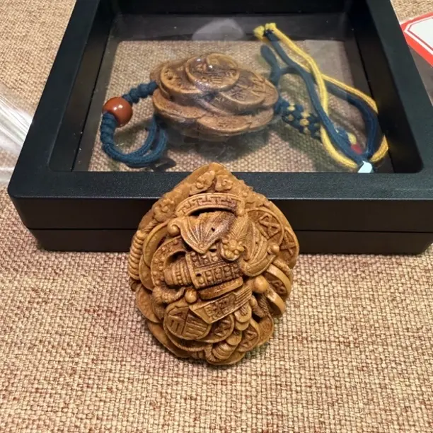 福在眼前，单面，大桃核