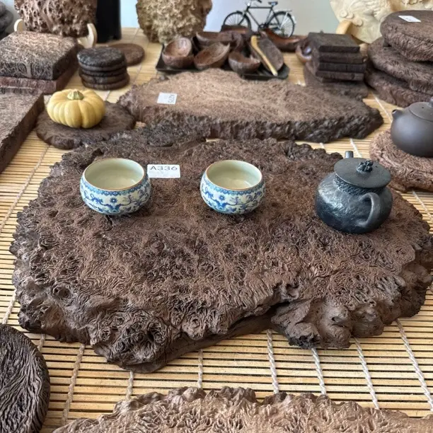 铁栎木树瘤干泡茶盘（长45.5宽38厚4）