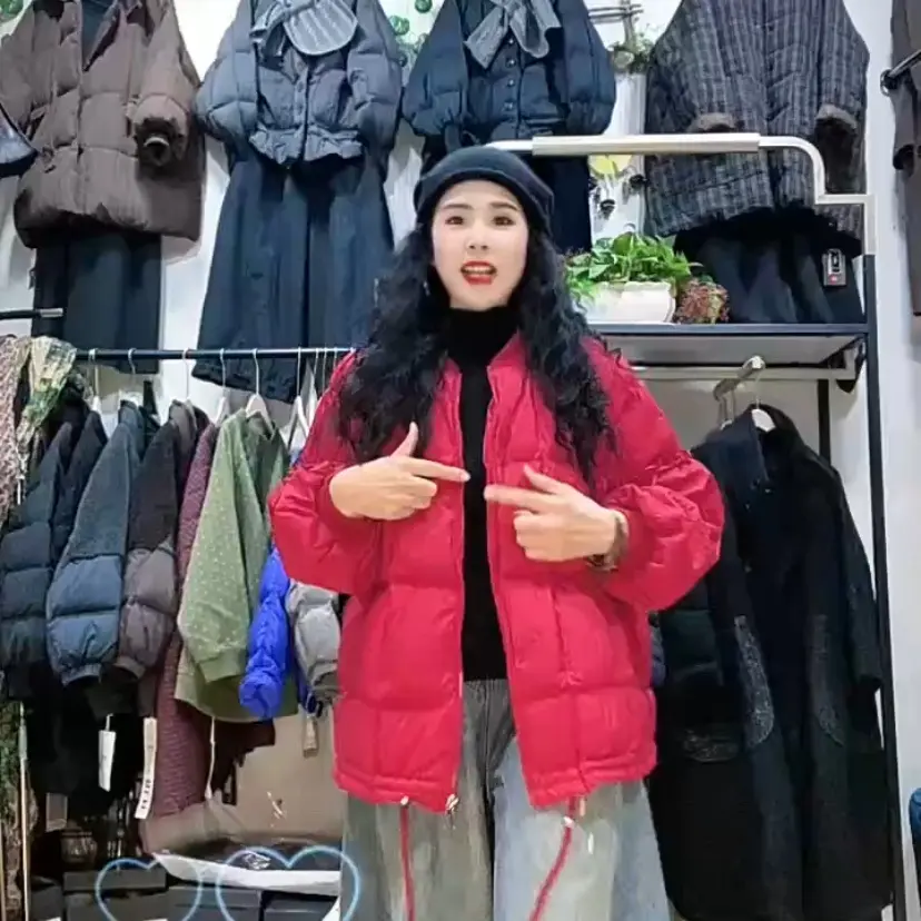 冬季新款宽松短款圆领加厚保暖显瘦百搭白鸭绒女士羽绒