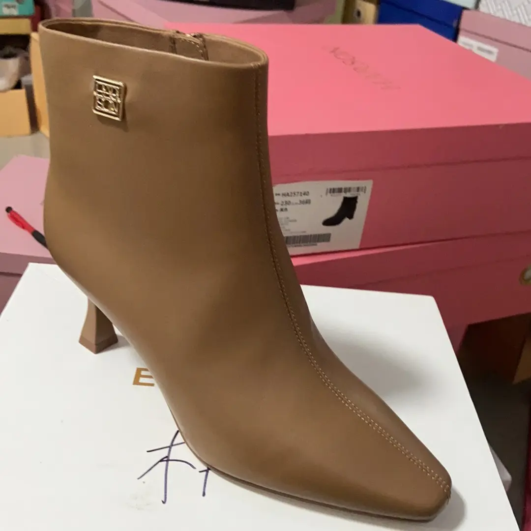 冬季法式时尚百搭中跟厚底舒适真皮保暖短靴女士气质时装靴