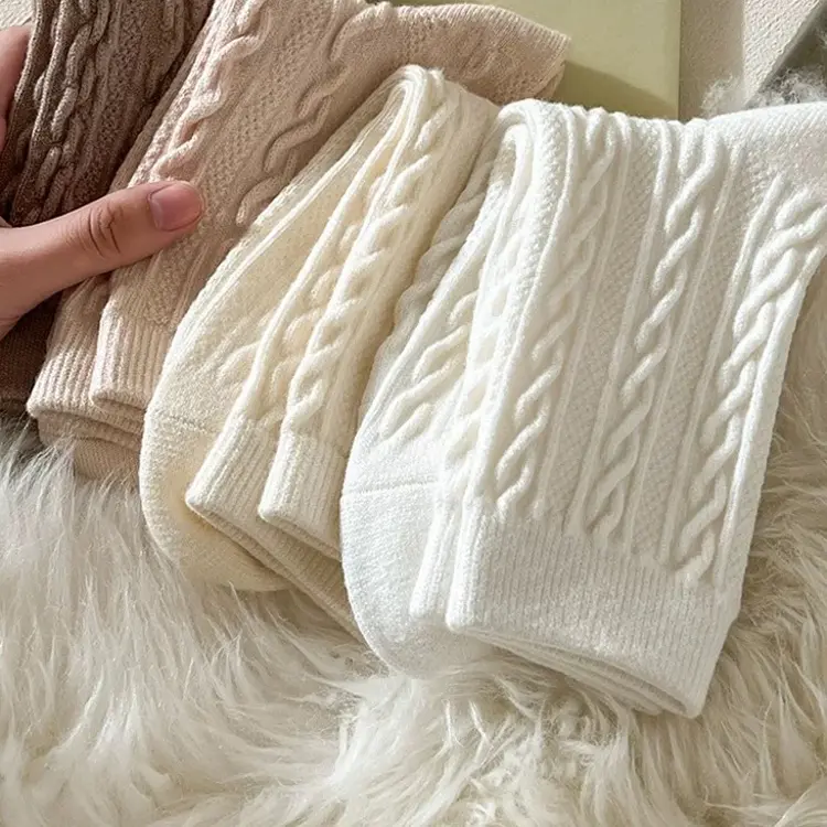 秋冬加厚羊毛中筒女袜保暖透气居家必备