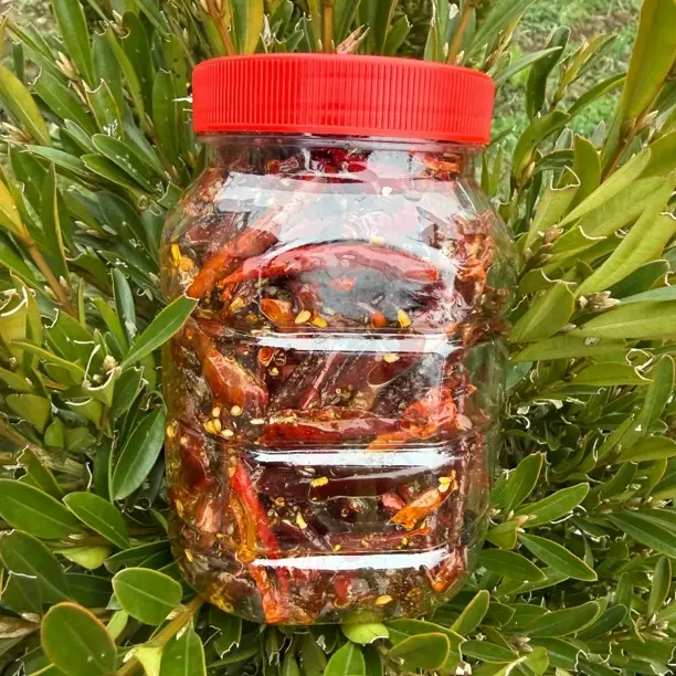 正宗香酥油炸辣椒干吃下酒菜休闲零食