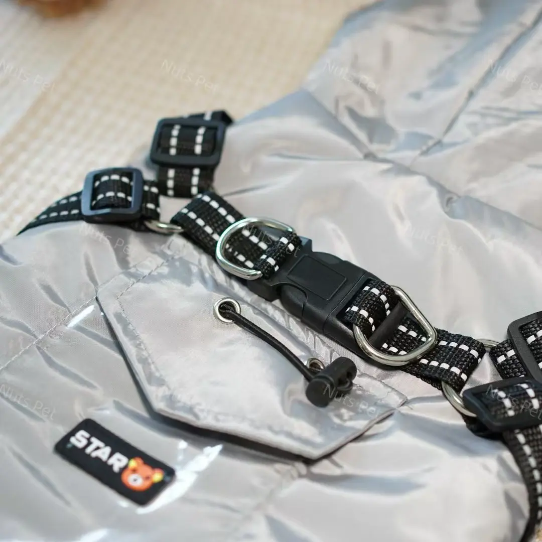 小型犬秋冬可牵引四脚防风宠物衣服连帽冲锋衣狗狗冬季保暖狗衣服