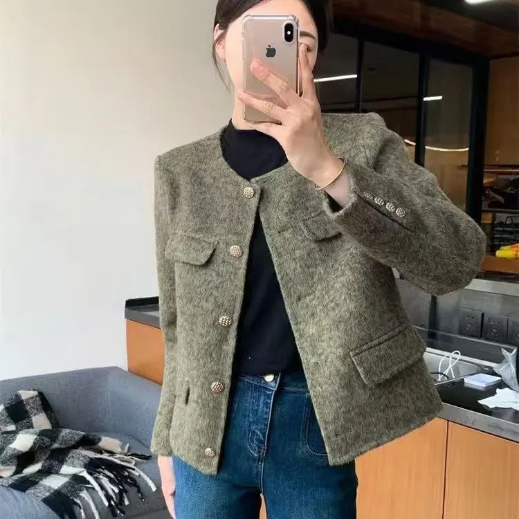 小香风短款毛呢绒女外套时尚气质穿搭秋冬适用
