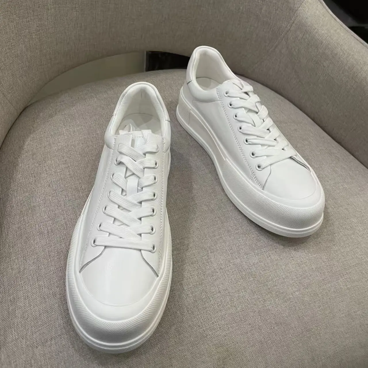 （述恩家）小众设计真皮小白鞋