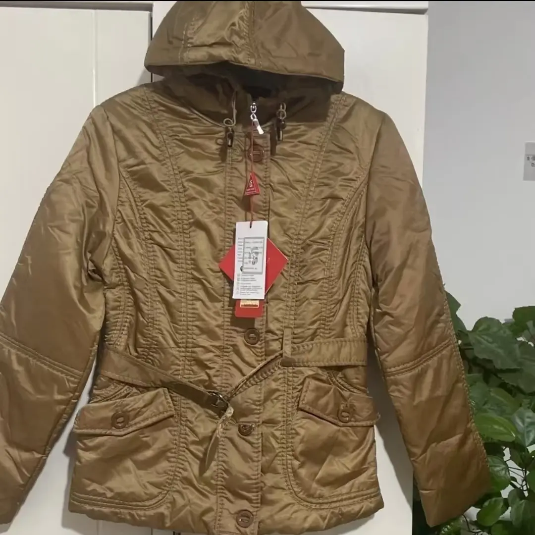 秋冬新款菱格纹抽绳收腰连帽棉服保暖舒适外套欧美风