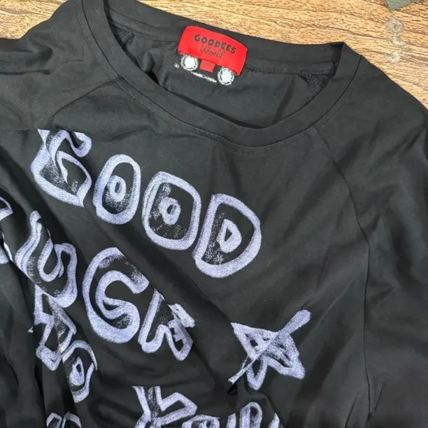 某物6张 good白长袖 袖子蕾丝星星 正品 