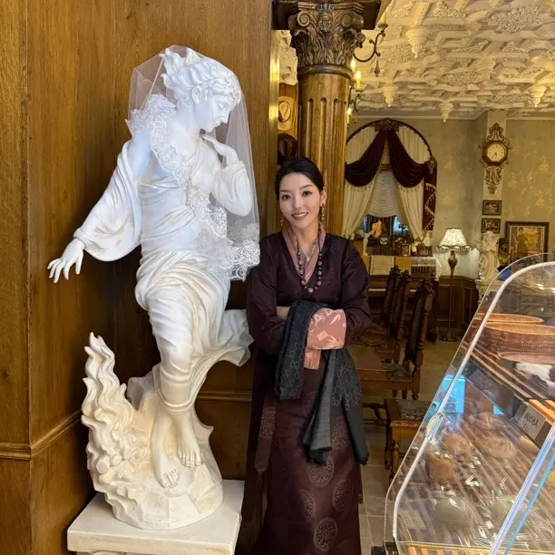 森江珠姆 西藏服加绒加厚保暖宽松版型藏式民族风女士外套