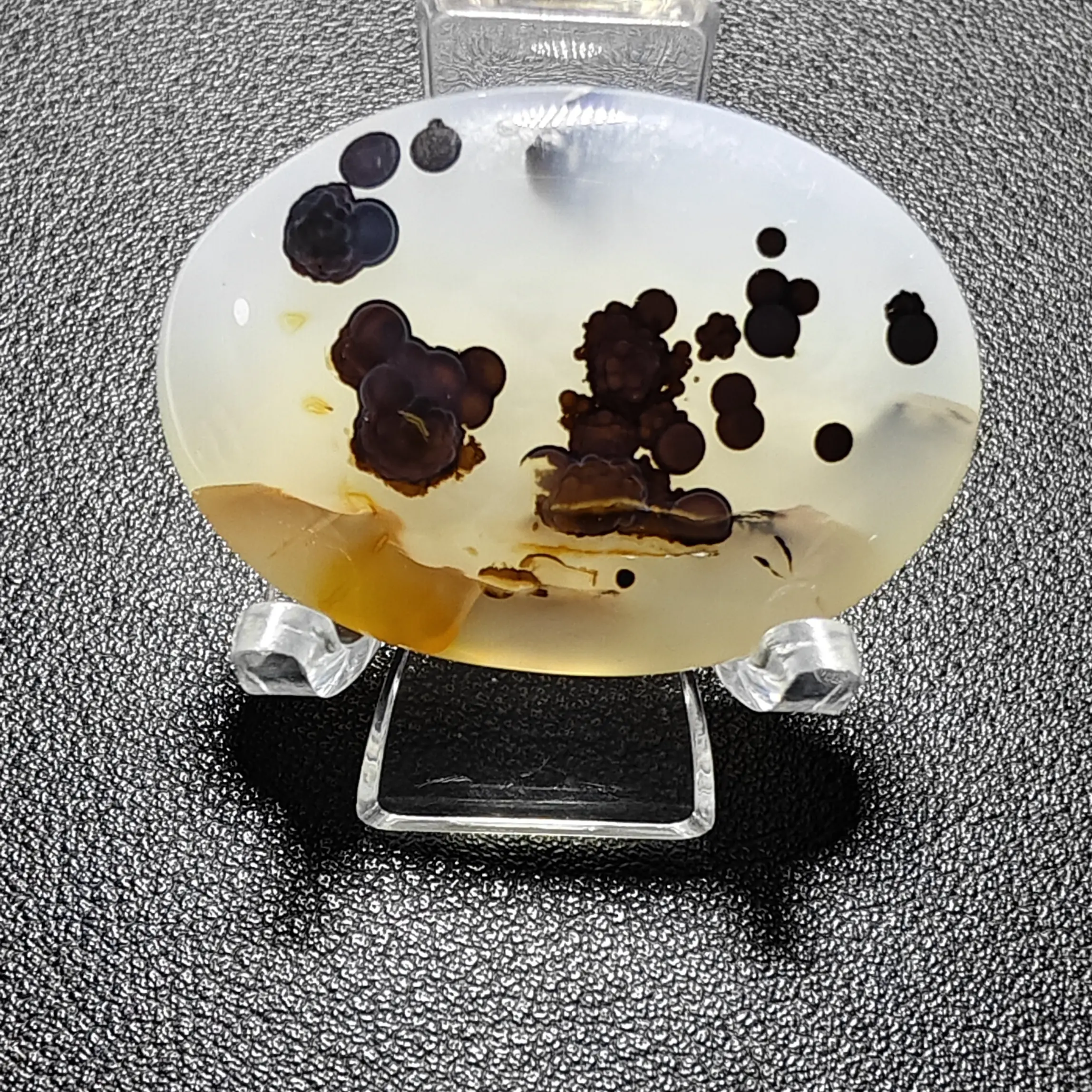 海洋玉髓象形抽象意境吊坠