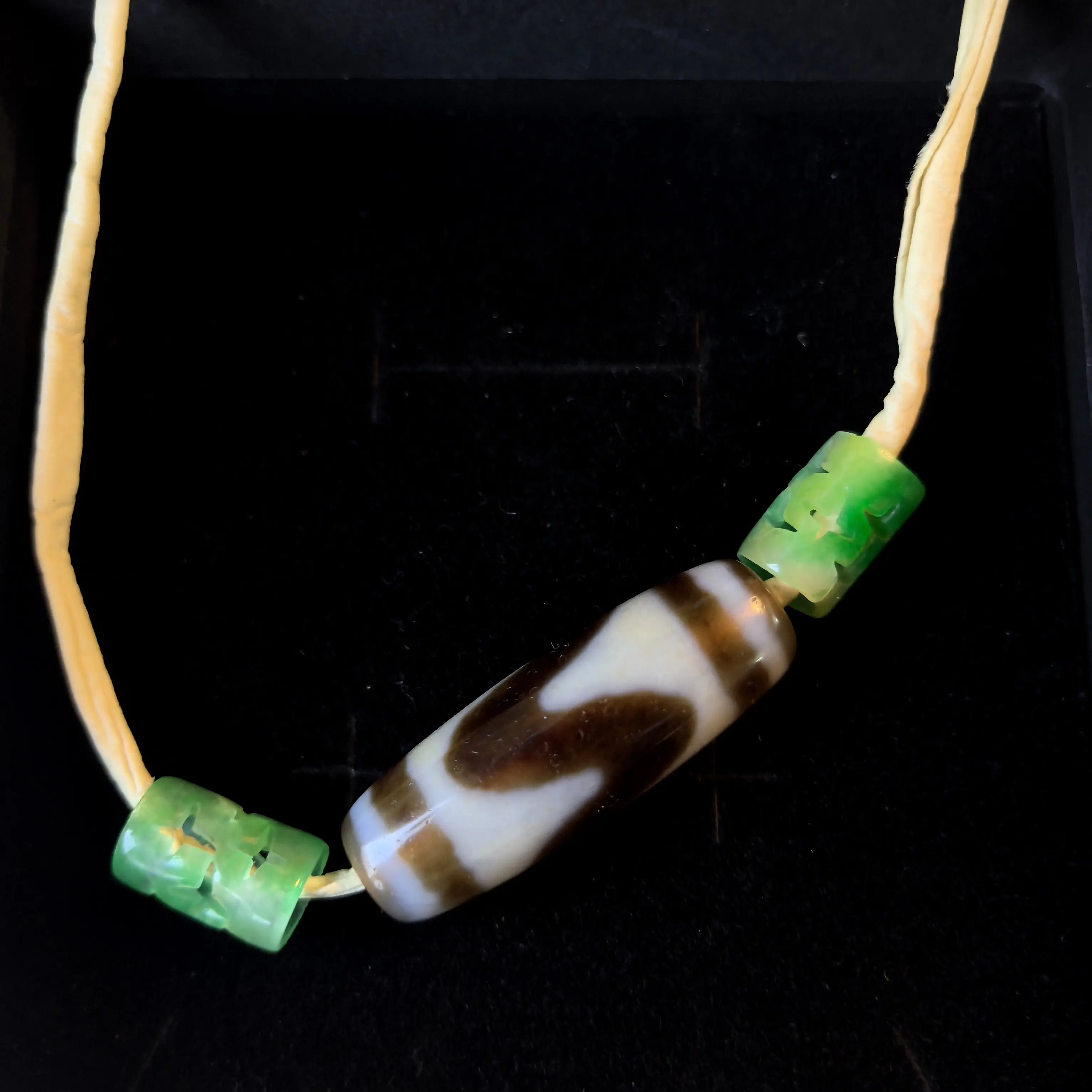 非金属莫桑石吊坠 天珠虎牙单珠腰珠手工老料配饰