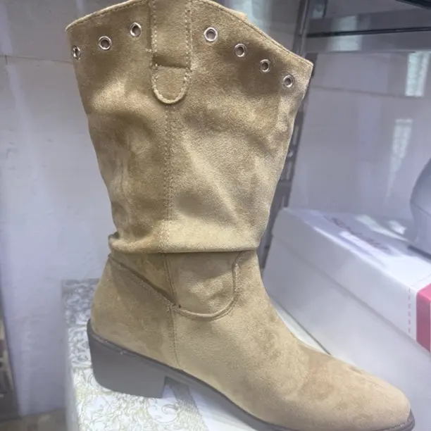 复古风格粗跟百搭女士短筒褶皱堆堆靴显瘦增高