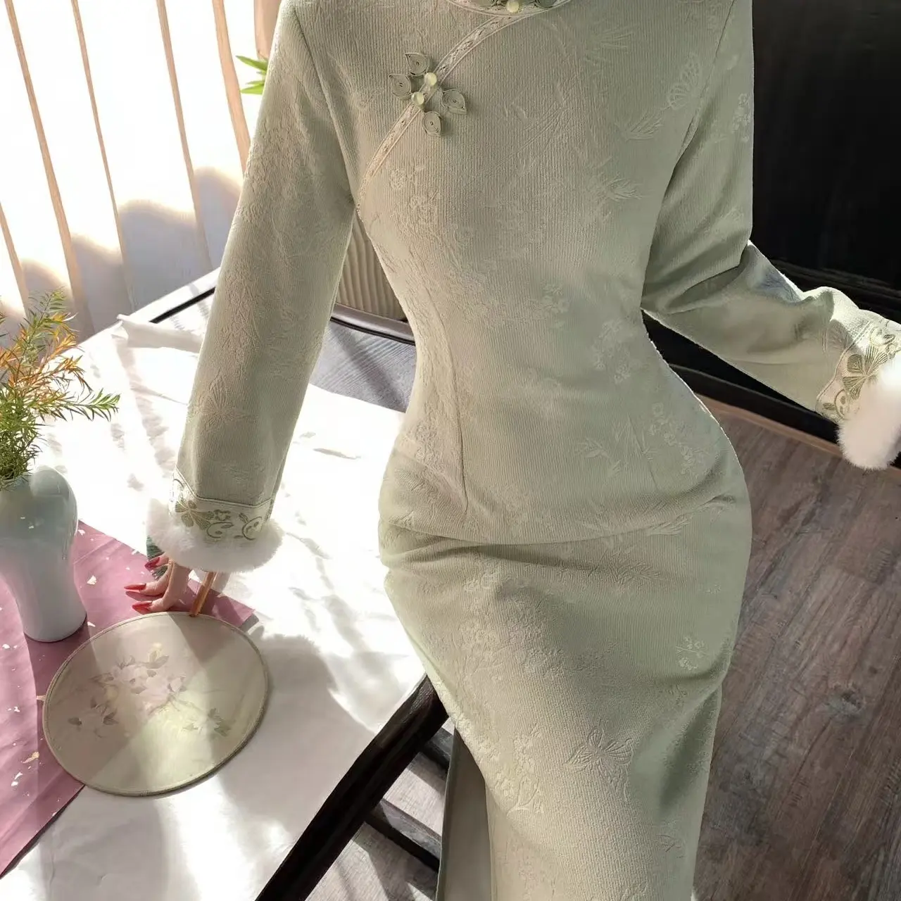 新中式冬季加绒加厚绿色修身显瘦日常少女长款旗袍