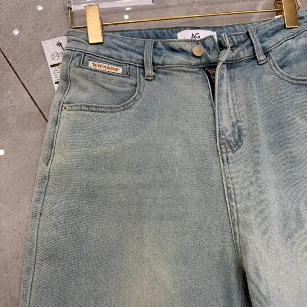 时尚高腰宽松直筒牛仔裤复古水洗设计百搭休闲长裤