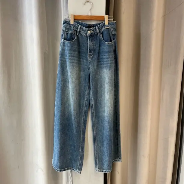 麦寻秋季新款KCNHS17A直筒牛仔裤女百搭休闲