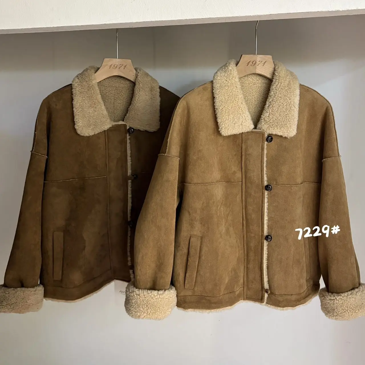1971正品复古翻领软糯皮毛一体外套女百搭松弛时髦慵懒风