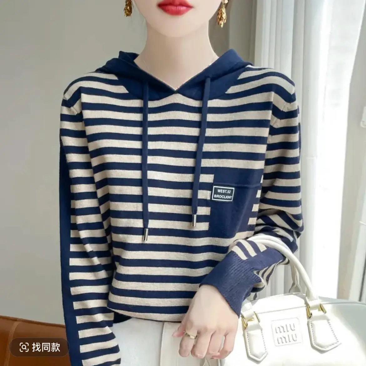 新款女装条纹连帽套头针织衫宽松时尚百搭显瘦减龄休闲上衣