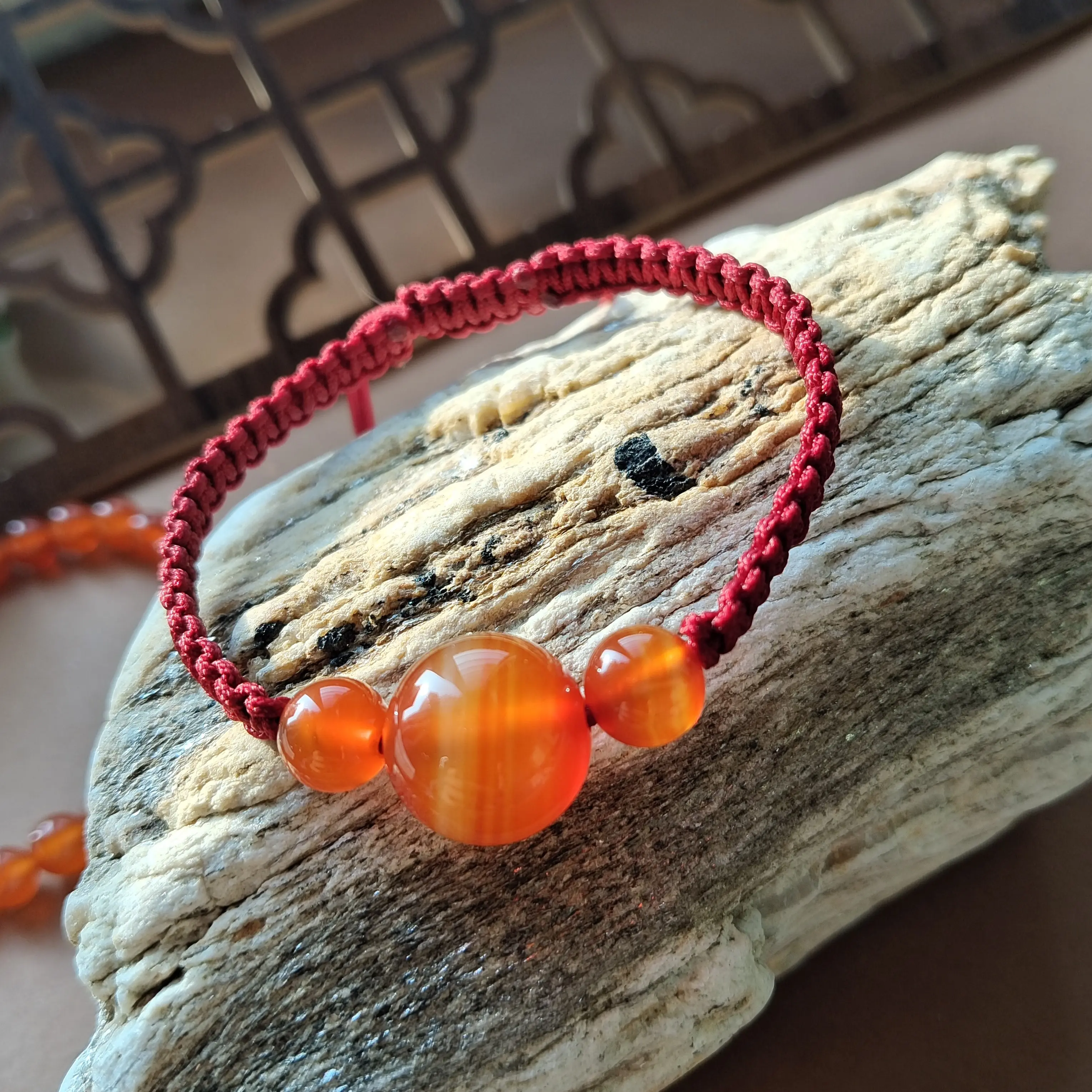 非金属锦纶手链 本命年转运珠情侣款手工编织红绳手链