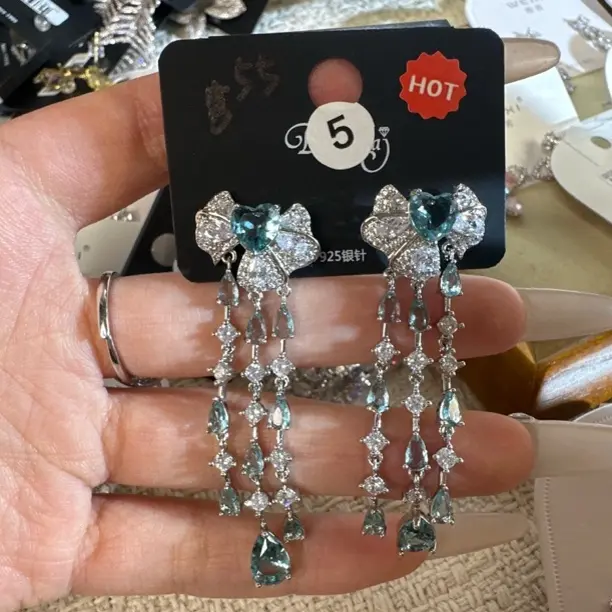 铜合金合成锆石耳饰 流苏款女欧美风耳饰精美长款配饰饰品