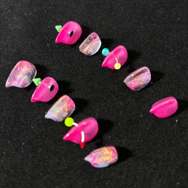 纯手工定制手捏超短千禧玫粉短龙穿孔猫爪穿戴甲