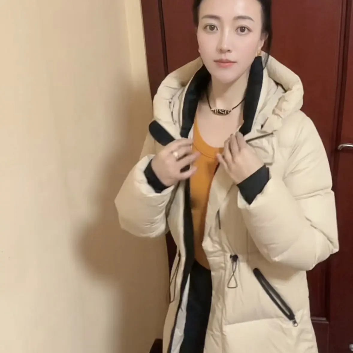 女长款过膝白鹅绒冬季新款加厚连帽收腰显瘦高端户外