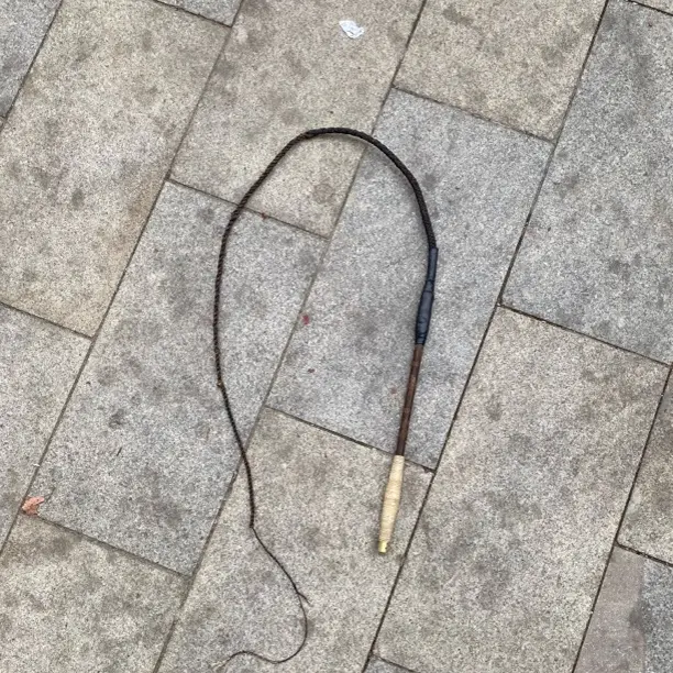 水竹老牛锤，实心竹把手45厘米左右，配不怕水的轮台线绳1.1米左右