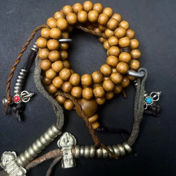 天然老料木质手串可盘玩男女款古风文玩念珠