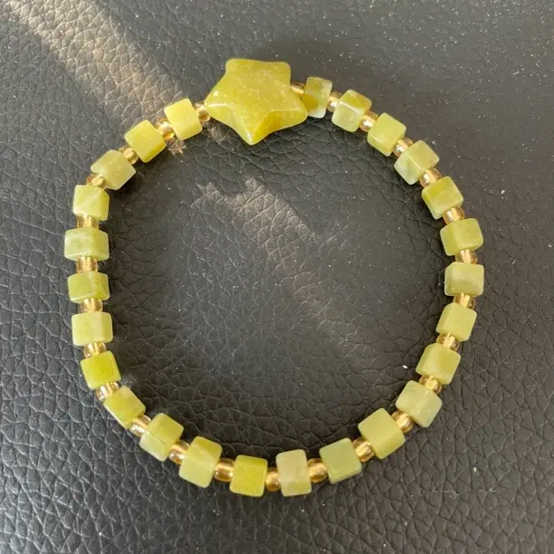 双十二款岫玉方糖手串（塑料隔珠）多样性发其一