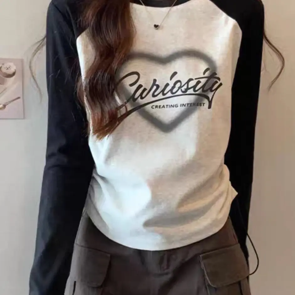 显瘦撞色刺绣长袖T恤长袖圆领拼接t恤时尚印花设计感小众