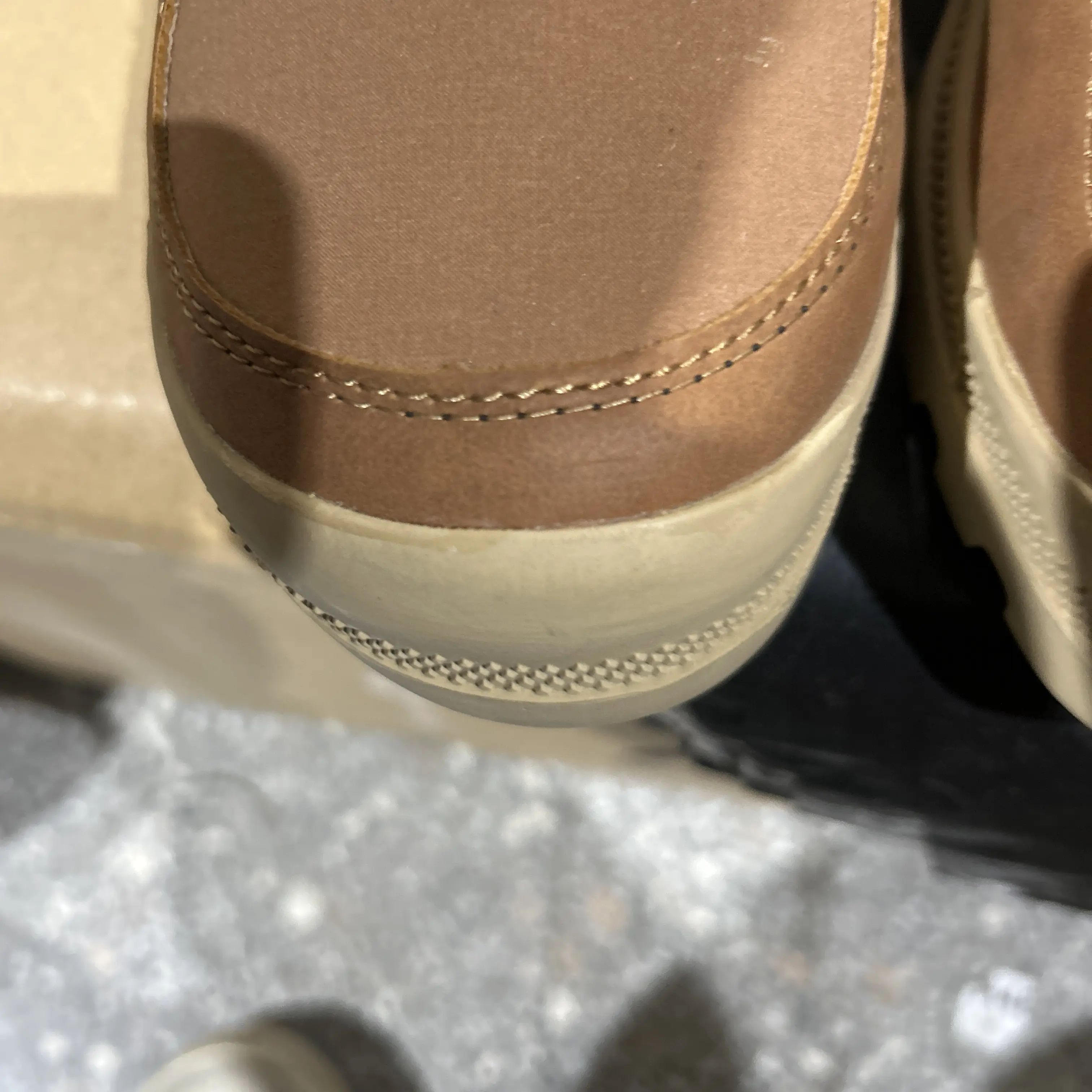 0241时尚休闲运动鞋