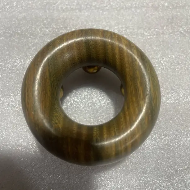 绿檀五珠按摩器，造型新颖独特，携带方便刮痧按摩减轻压力缓解疲劳