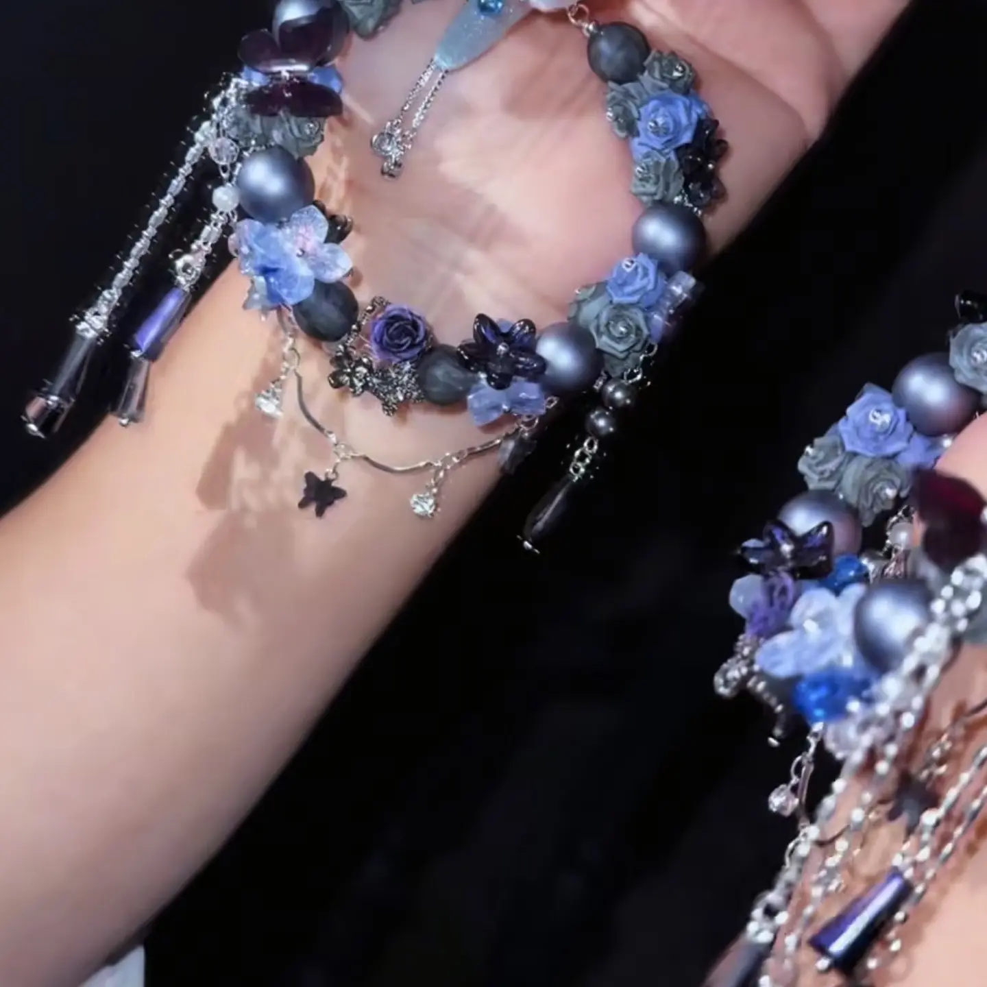 重工设计款树脂软胶花手链[直播间过款链接]