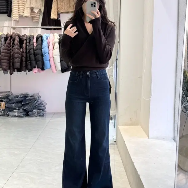 女士深蓝色加绒高腰显瘦超长喇叭牛仔裤