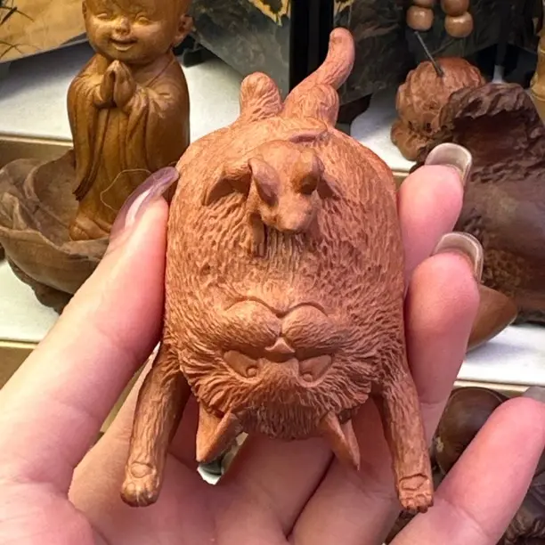 正区印度迈索尔老山檀奶香猫和老鼠雕刻摆件