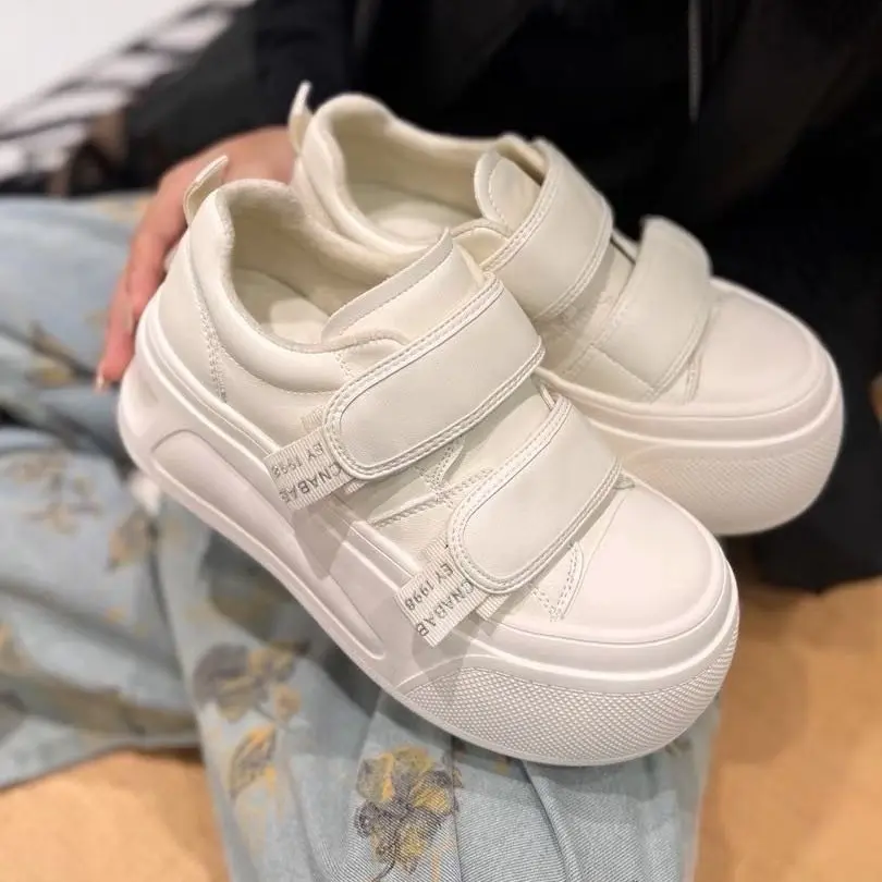 时尚厚底魔术贴真皮小白鞋冬季女款休闲百搭