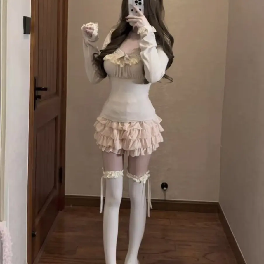 自带胸垫蕾丝拼接长袖T恤方领修身上衣衬衫lo