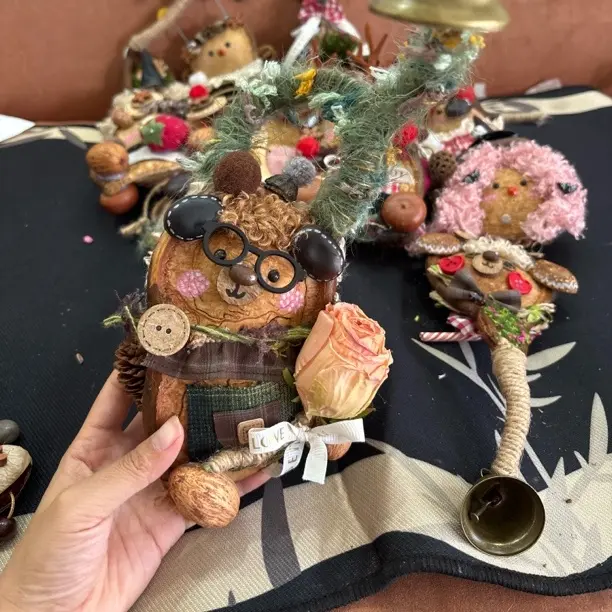 榼藤豆荚龙头小熊（龙头弯弯的）