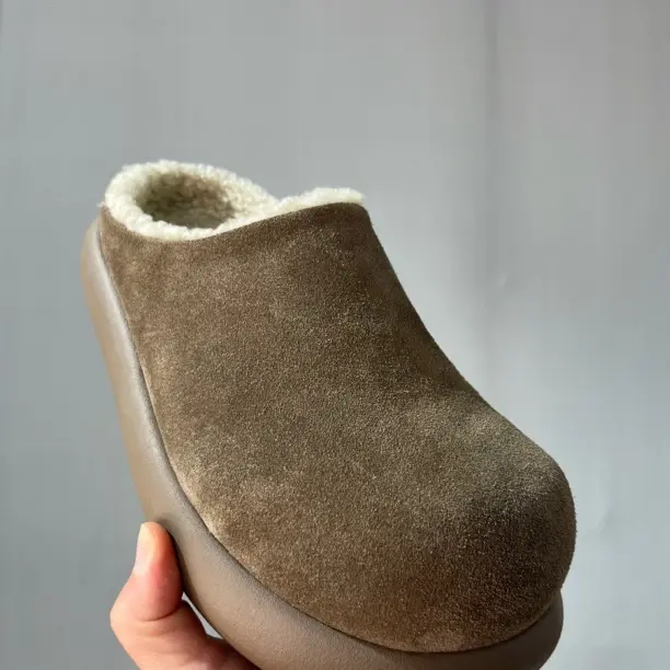 厚底小土豆防水真超轻防滑雪地靴保暖短靴女冬季