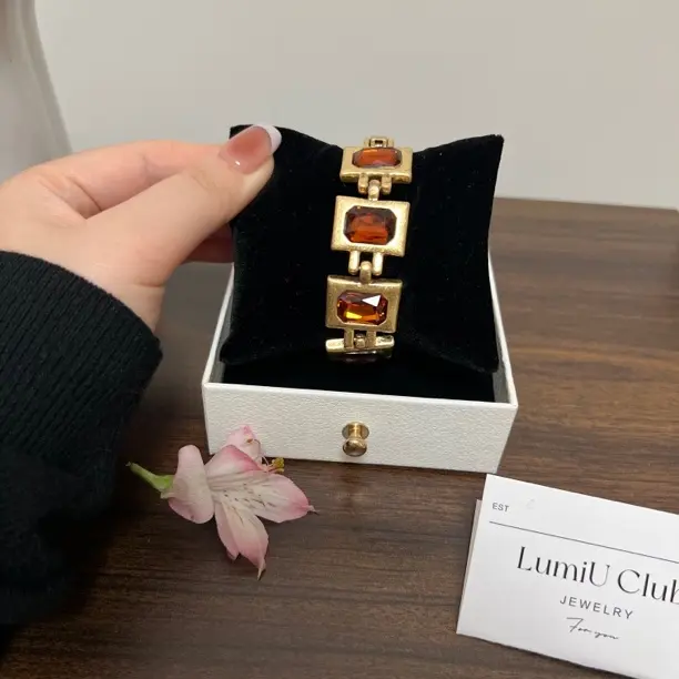 铜合金锆石手链 【枫糖琥珀】美拉德秋冬新款复古风橙色锆石手链