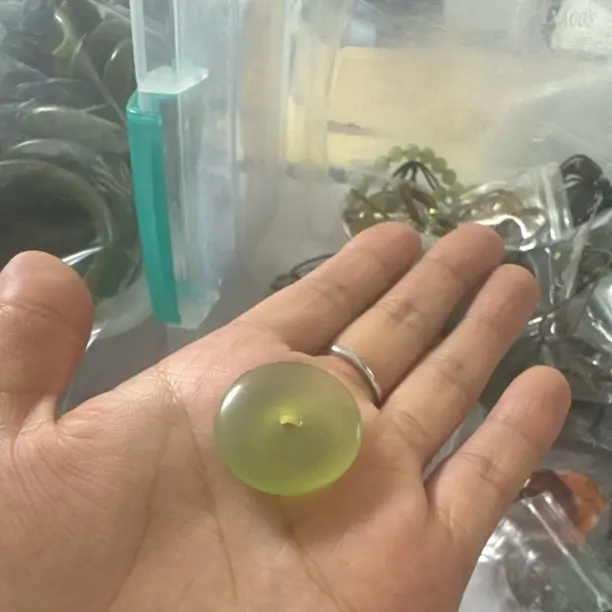 天然精美浅绿高冰平安扣