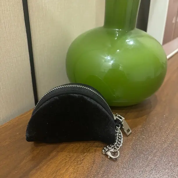 122零钱包卡包经典金色圆形便携休闲气质耳机包个性