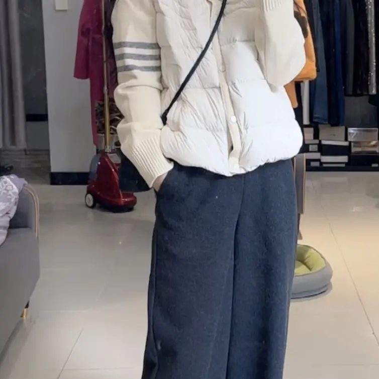 短款设计师时尚女装优等品常规女立领百搭厚款袄子