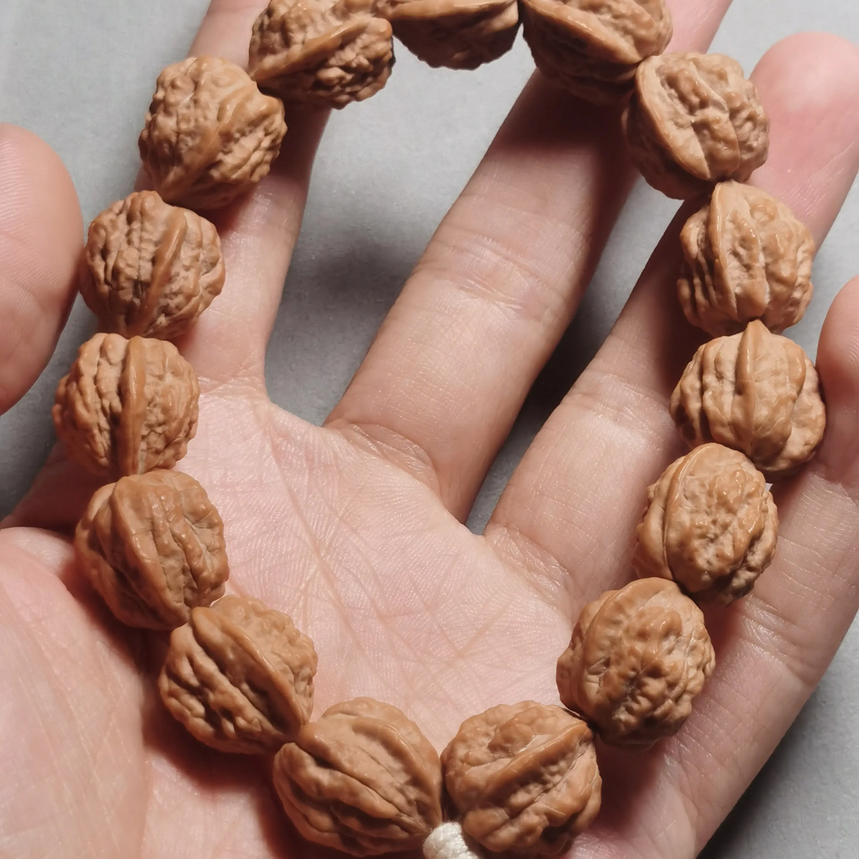 金蟾蛤蟆头手串原皮原色白茬泽文福利ZWFL01