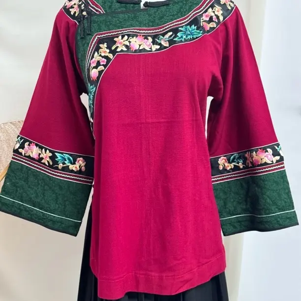 【苗族服装】湘西传统民族风刺绣圆领斜襟上衣女宽松日常服饰