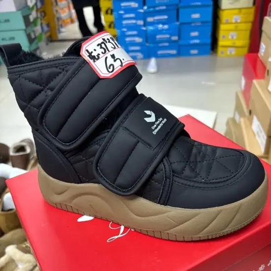 羊毛加绒加厚防水防滑雪地靴女冬季东北户外短靴